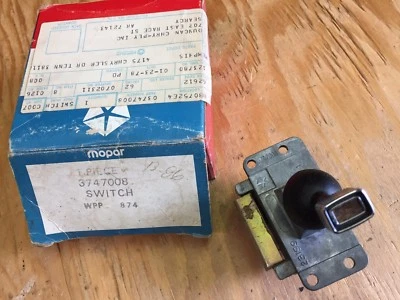 NOS 3747008 MOPAR 1975 CHRYSLER CORDOBA CHARGER 3 SPEED WIPER SWITCH 3747008 - Image 1 of 2