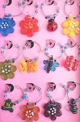Juego de 12 piezas de dijes de vino de vidrio artístico flores mariposas rana abeja marcadores adornos Foto 1 de 2