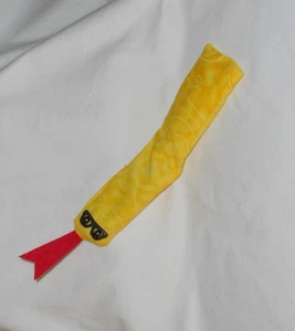 Book Snake McCool BOOK WEIGHT Holds Open Books/Cookbook/Page Holder/Paper Weight - Picture 1 of 2