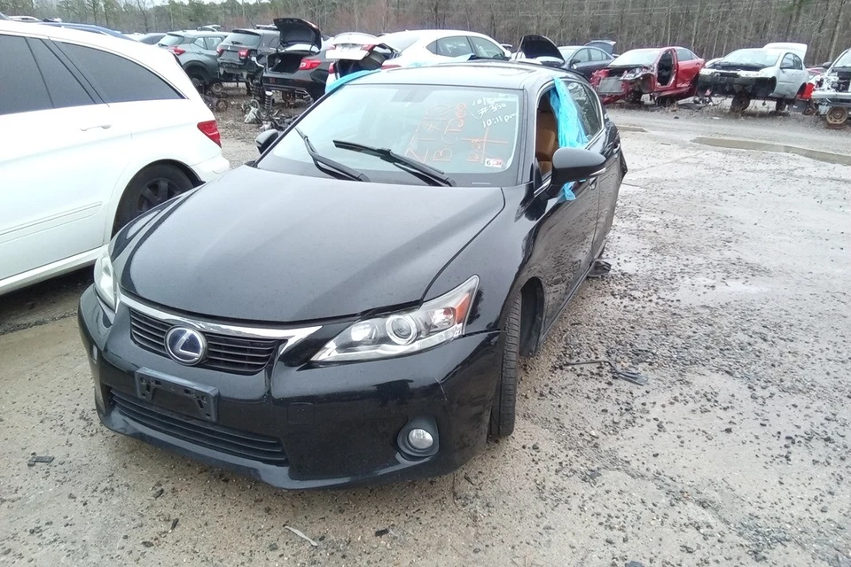 2013 Lexus CT200h Automatic Transmission OEM 135K Miles - LKQ372156652 - Изображение 1 из 3