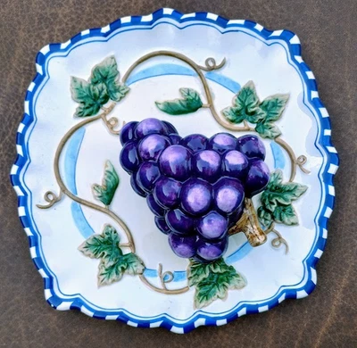 Vintage Bella Casa By Ganz 3D Plate Ceramic Fruit Grapes Decorative Wall Hanging - Image 1 of 4