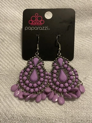Pendientes colgantes morados Foto 1 de 2
