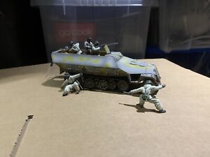 Forces Of Valor Sd.Kfz.251/1   winter Hanomag Kursk 1943 1/32 scale
