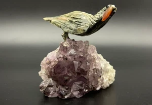 Carved Gemstone Unique Piece - Macaw on Amethyst Stunning Sculpture Macaw Bird⭐ - Picture 1 of 15