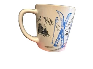 Taza de cerámica blanca Tim Hortons de pasatiempos canadienses: esquí 2018 nueva en caja - Imagen 1 de 6