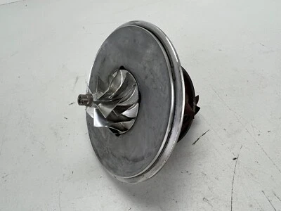 Mercedes Benz C300 W205 2015-2018 cartucho turbo OEM Foto 1 de 4