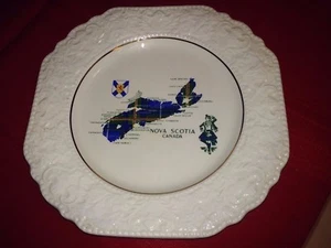 Lord Nelson Pottery NOVA SCOTIA Square Souvenir Plate, 8 1/4" Square, excellent - Picture 1 of 4