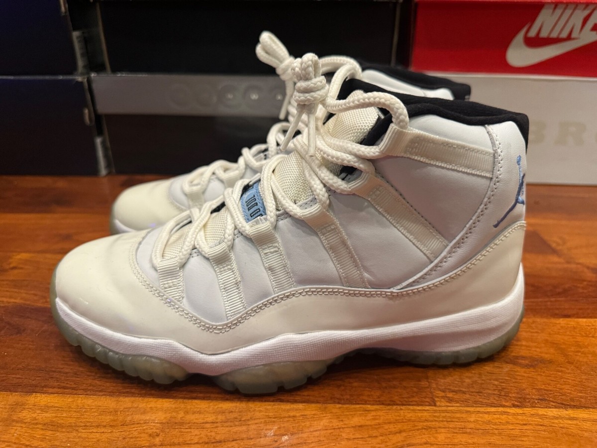 Jordan 11 Retro 2000 Columbia for Sale - Authenticity