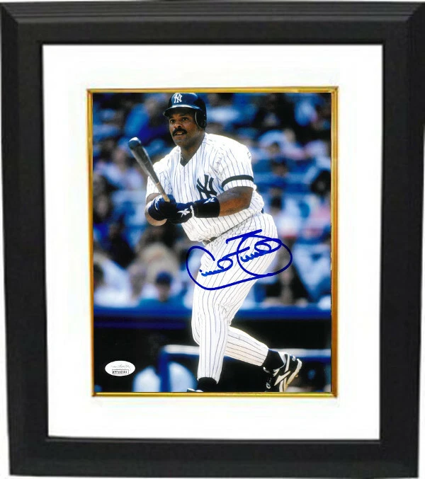Cecil Fielder signed New York Yankees 8X10 Photo Framed- JSA Witnessed Holo - Image 1 of 1