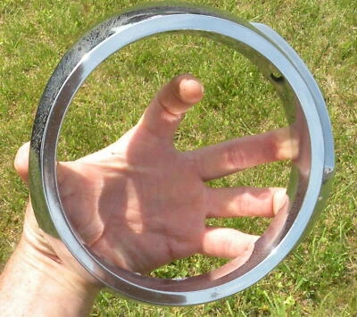 原始设备制造商 MoPar 1963 道奇 880 右手铬合金头灯边框 2417284 — 第 1/4 张图片