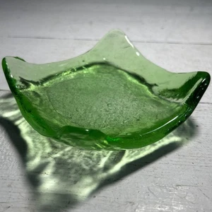 Vintage MCM Viking Glass Emerald Green Ashtray 5” - Picture 1 of 5