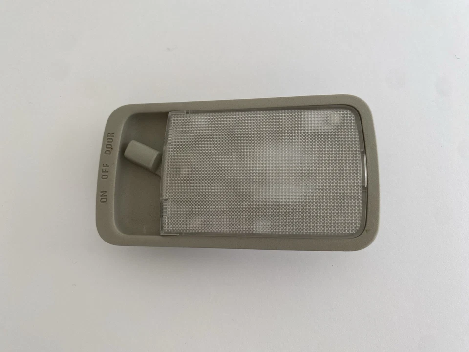 Nissan Sentra Versa 2012-2022 patea Versa Note mapa superior cúpula gris claro OEM Foto 1 de 4