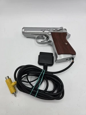 SONY PLAYSTATION 1 PS1 PS2 LIGHT GUN PISTOL GAME CONTROLLER Laser Scorpion G-Con - Image 1 of 4