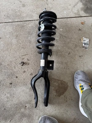 OEM Tesla Modelo Y Doble Motor Comfort Suspensión Juego Completo Lanzado en 2023 Foto 1 de 4