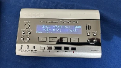 BOSS Micro BR Multi 4 Track Digital Pocket Recorder Portable - Bild 1 von 4