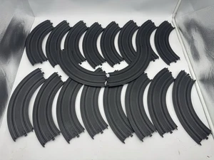 Vintage Tyco HO NO B 5831 19 Curved Track 9" R 1/4 Circle Lot of 18 Pieces - Picture 1 of 6