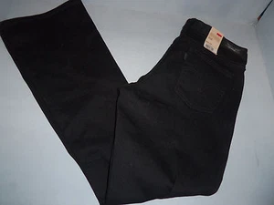 Levi's Women's 515 Classic Boot Cut Mid Rise Black Jeans SIZES! NWT NEW - Picture 1 of 2