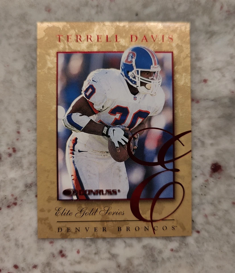 1997 Donruss Elite Gold Terrell Davis /2000 Denver Broncos HOF - Image 1 of 2