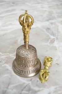 Elegant Bronze Bell and Dorje Set - Picture 1 of 5