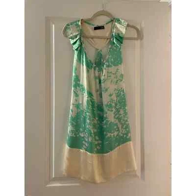 Mini vestido 100% seda MYNE babado Y2K verde, branco, creme com bolsos tamanho 2 - Imagem 1 de 4