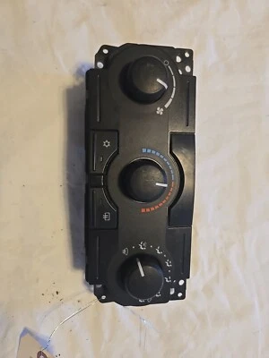 Jeep Commander Grand Cherokee Interruptor de tablero de calefacción de aire acondicionado 2006 2007 OEM P55111009-AJ Foto 1 de 4