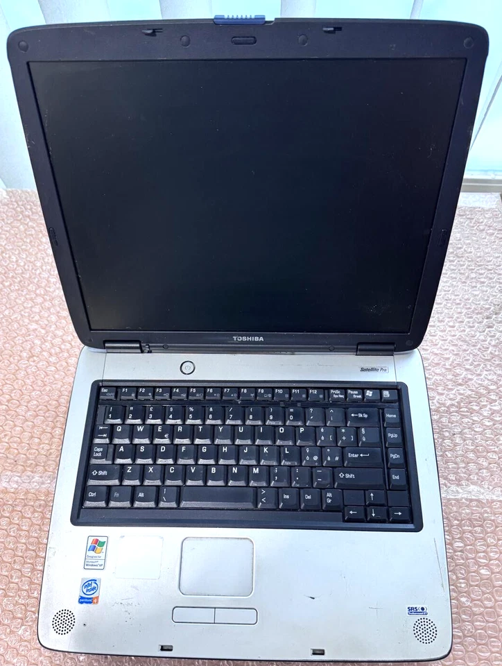 Difettoso Notebook Toshiba Satellite A60IT modello PSA65E, Per parti di ricambio - Immagine 1 di 4