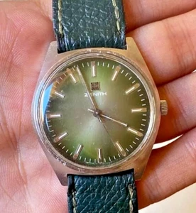 Reloj de pulsera suizo Zenith vintage esfera verde Sunburst cal. 2572 Homme - 1970-1979 - Imagen 1 de 5