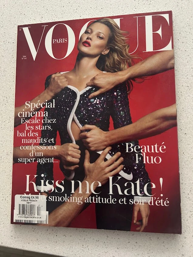 French VOGUE Paris Magazine: May 2011 - Kate Moss - Image 1 of 1