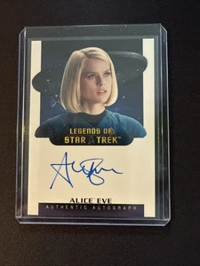 Legends of Star Trek LA18 Alice Eve Women Art & Images Auto Autograph Card - Picture 1 of 2