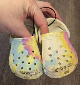 Crocs Baby Girl Classic Marbled Clog Crocs Size 4 - Picture 1 of 6