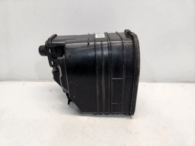 Chevrolet Cruze 2011 (1,4 L/AT) bote de vapor de combustible  Foto 1 de 4