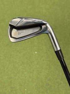 Miura PI-401 (4-iron) - Picture 1 of 7