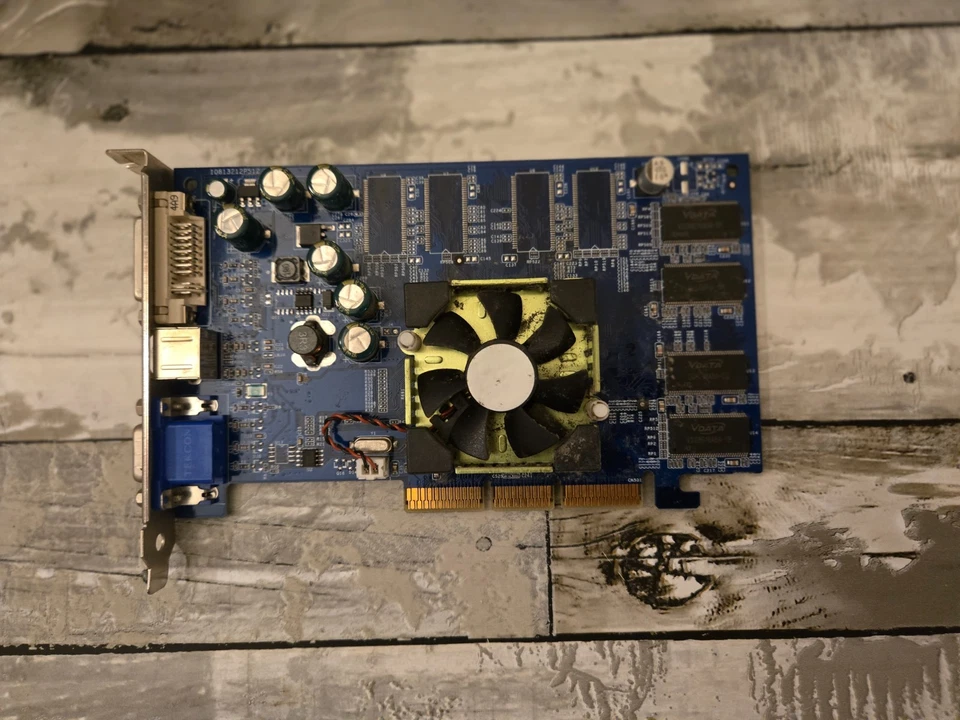 NVIDIA GeFORCE FX5200  128MB AGP DVI Video Graphic Card - Image 1 of 2