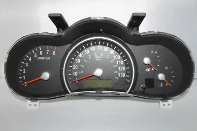 Cuadro de instrumentos velocímetro medidor de panel 06 07 Kia Sedona 53.979 millas Foto 1 de 4