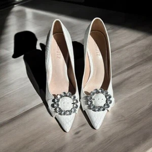 🌻NEW SCHUTZ Candy Rhinestone Croc Embossed White Leather Stiletto Size 6.5. - Picture 1 of 12