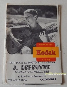 Ancienne Pochette PHOTO KODAK Appareils Films - Jeune garçon à la guitare - Picture 1 of 3