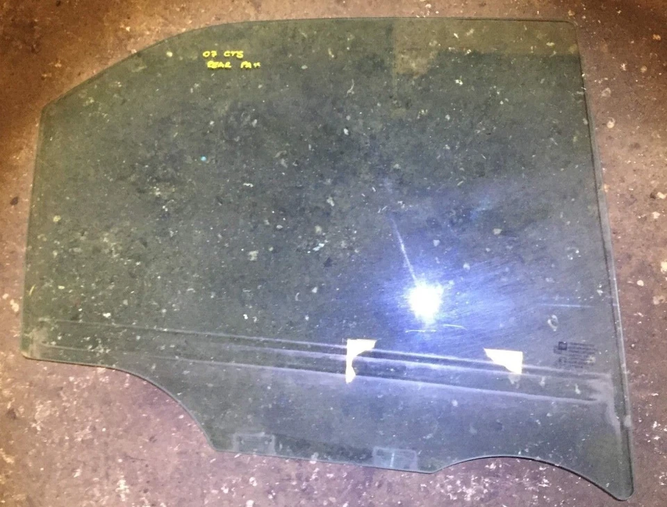 03 04 05 06 07 CADILLAC CTS PASO DERECHO PUERTA TRASERA CRISTAL VENTANA OEM Foto 1 de 4