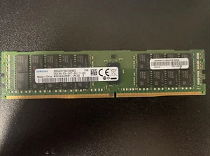 Samsung M393A4K0BB1-CRC 32GB DDR4-2400 PC4-19200 01AG610 - Bild 1 von 1