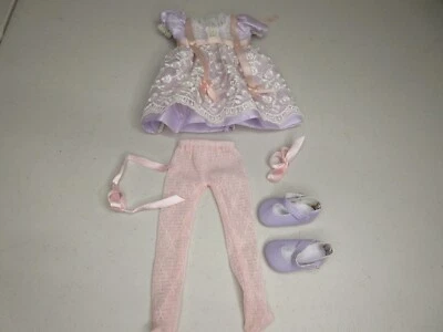 Vestido Muñeca Effanbee Media Pinta Media Pinta Encaje Cinta Rosa Foto 1 de 4