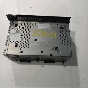 K04704392AD radio para CHRYSLER VOYAGER GRAND VOYAGER 2.4 16V MNV 5P B 2429CC - Imagen 1 de 6