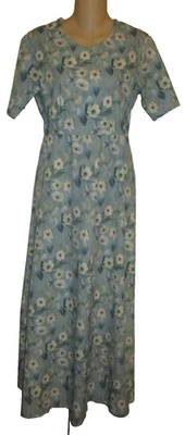 Vestido Menonita Hecho a Mano Modesto Azul Capa" 36” Busto x 36" Cintura x 52" Largo Foto 1 de 4