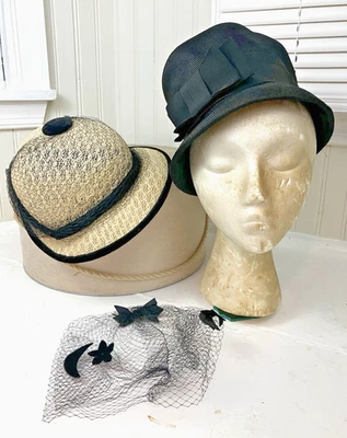 Sombrero Colección Mid-Century Nº 2 estrellas lunas negras veladas hechas en Unión años 50-60 Foto 1 de 4