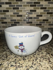 Winnie Puuh Schneemann übergroße Tasse A Snowy Sort Of Season von Disney Store - Bild 1 von 6