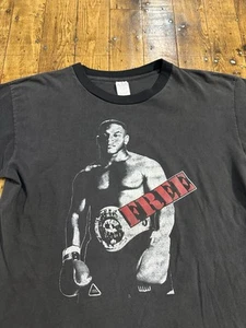 Camisa De Colección Gratis Mike Tyson I’ll Be Back Talla L Estacionamiento Rap Camiseta Boxeo - Imagen 1 de 23