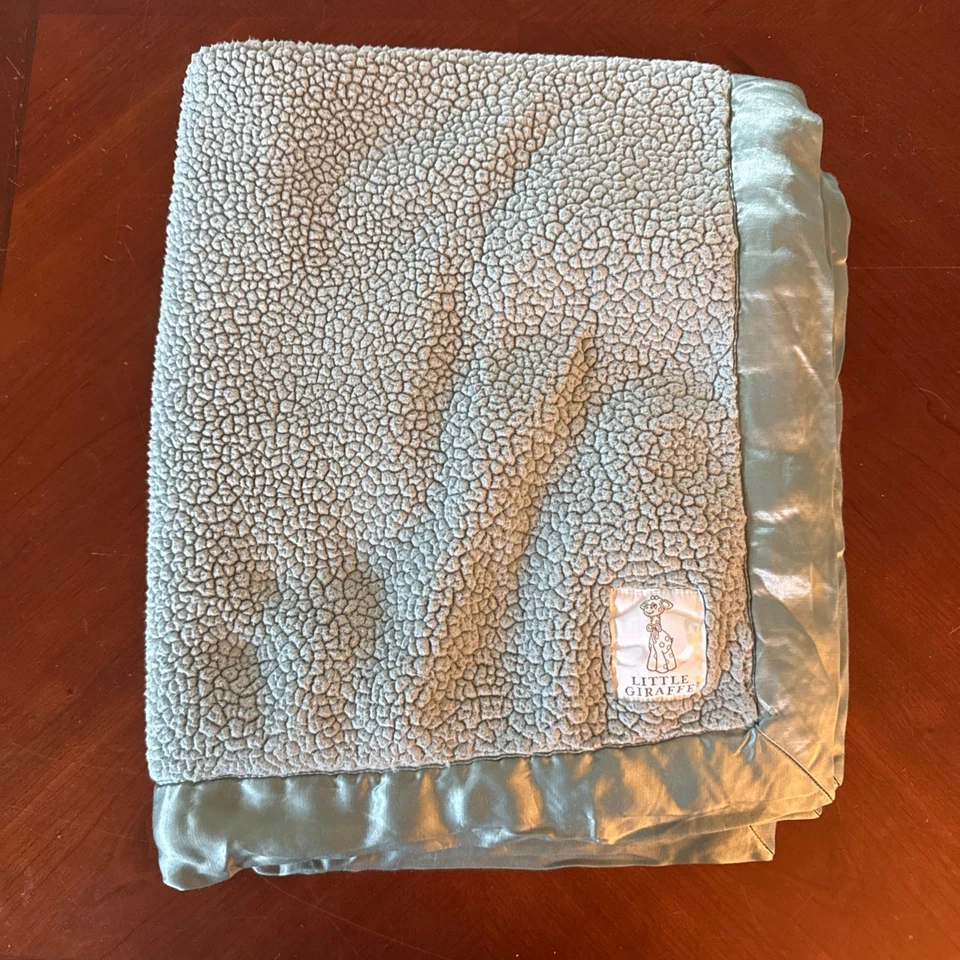 LITTLE GIRAFFE Manta Bebé Verde Claro Sherpa Borde Satinado Hecha en EE. UU. Foto 1 de 4