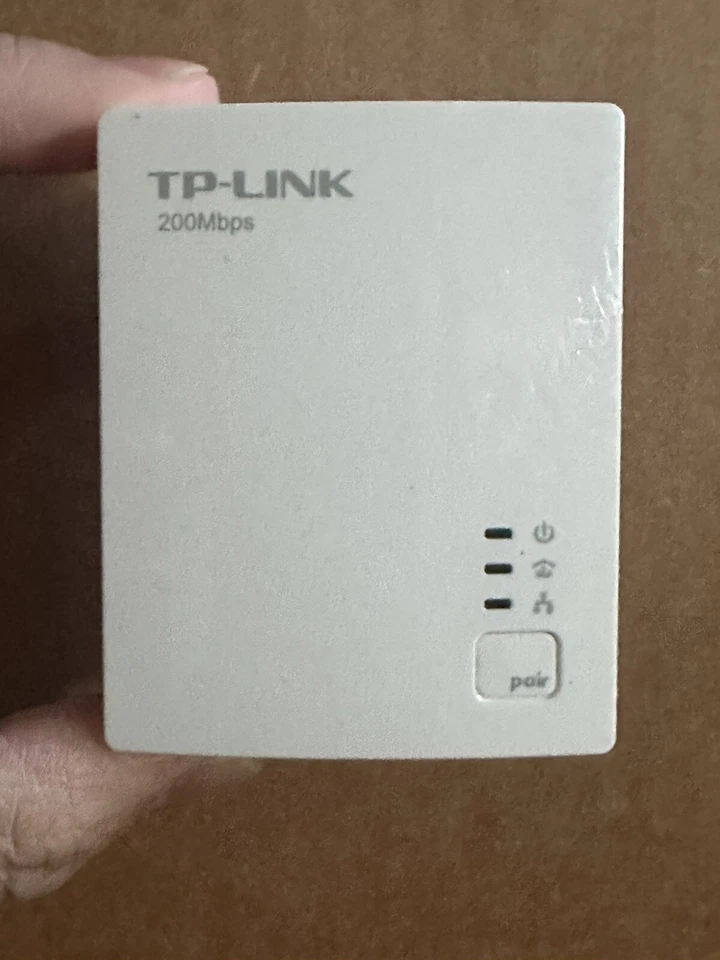 TP-LINK TL-PA2010 AV200 200Mbps Nano Powerline Adapter - Image 1 of 1