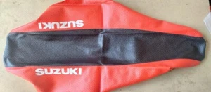 FLU Designs  Gripper  Seat Cover Team Suzuki  RM125  RM250 2001 2002 2003 04 05 - Bild 1 von 2