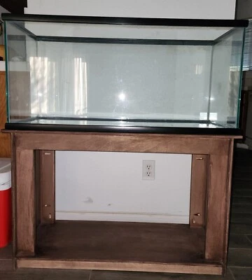 Fishtank 40Gal - Image 1 of 4