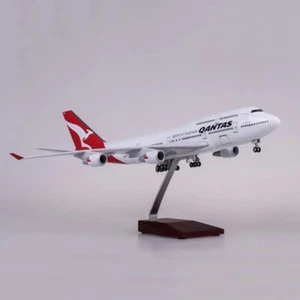 Extra Large Qantas Boeing 747 Aircraft Model Plane Toy Gift - 1/150 Scale - Picture 1 of 4