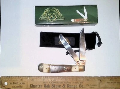 Cuchillo de bolsillo de dos hojas Frost Cutlery Trapper 35-108 con DS 35 aniversario Foto 1 de 4